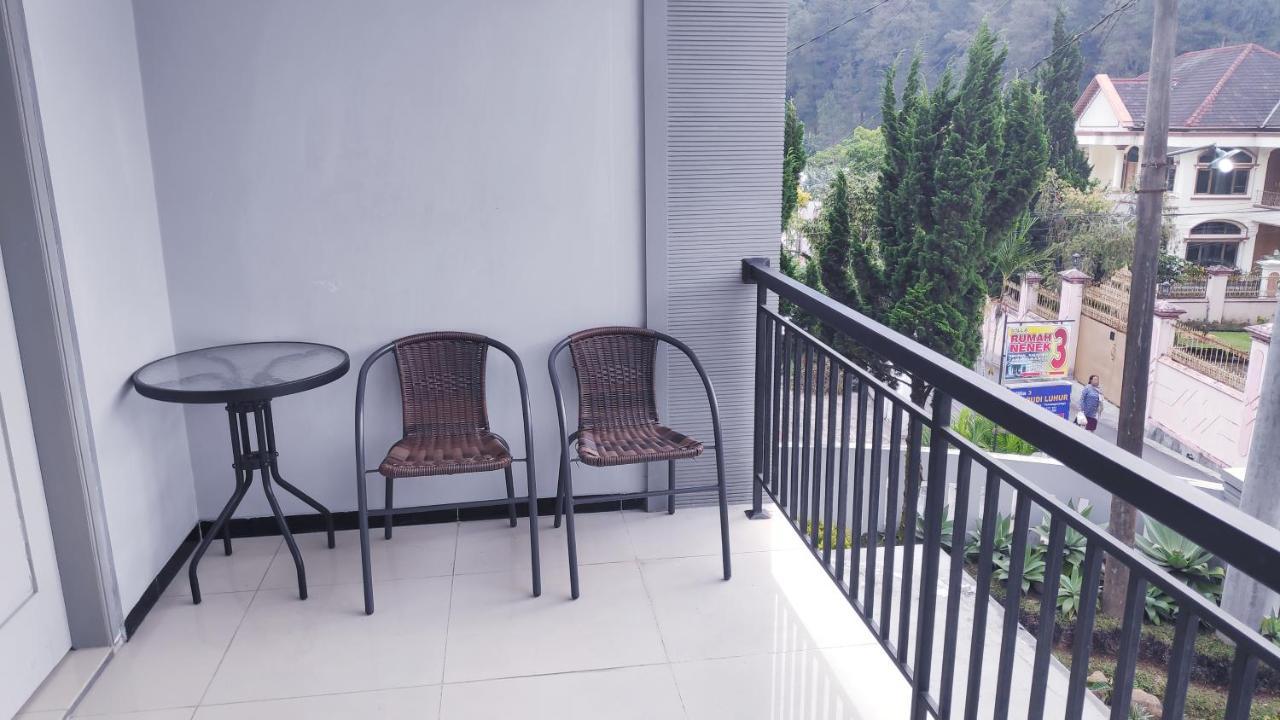 Villa Batumarta Tawangmangu Luaran gambar